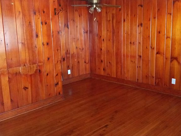 3rd image of 3128 Creighton Dr #3128CREIGHTON