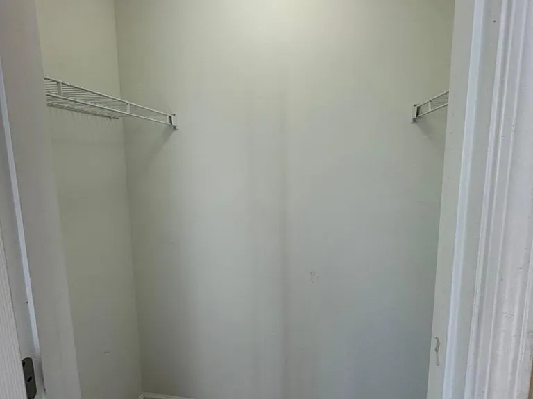 1620 Shire Village Dr — Photo 21