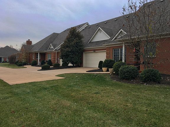 2nd image of 142 Sugartree Ln