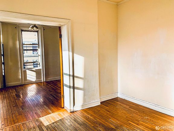 3rd image of 1878-C Adam C Powell Blvd Unit 60