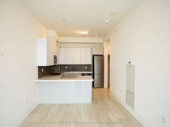 2908 Highway 7 Rd #527, Vaughan, ON L4K 1W8