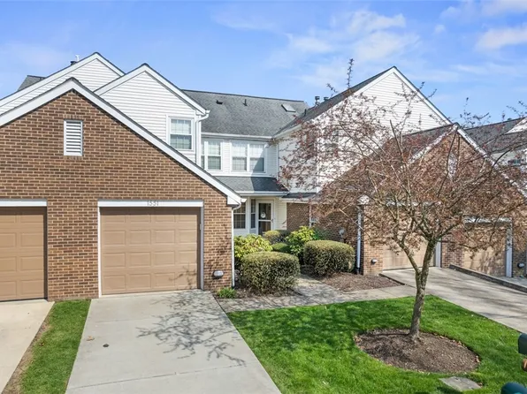 1551 Merion Ln, Oakmont, PA 15139