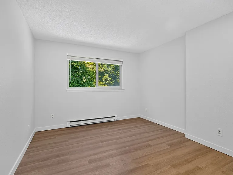 Lawton Park Villas- One month free- 2 Bed / 2 Bath Space to Live, Room to Breathe, All Yours. Mag... — Photo 23