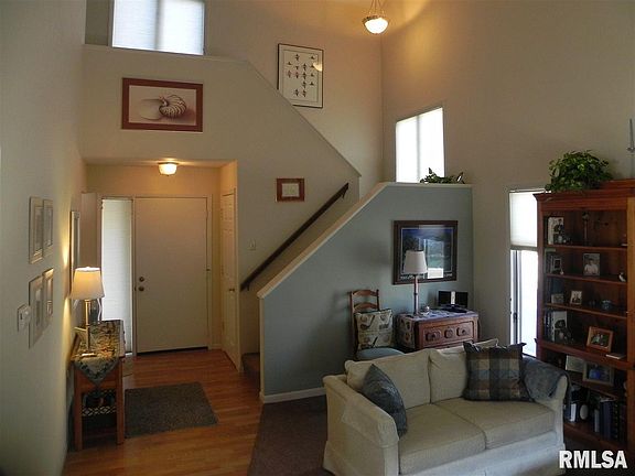 4th image of 5901 N Bent Oak Ln