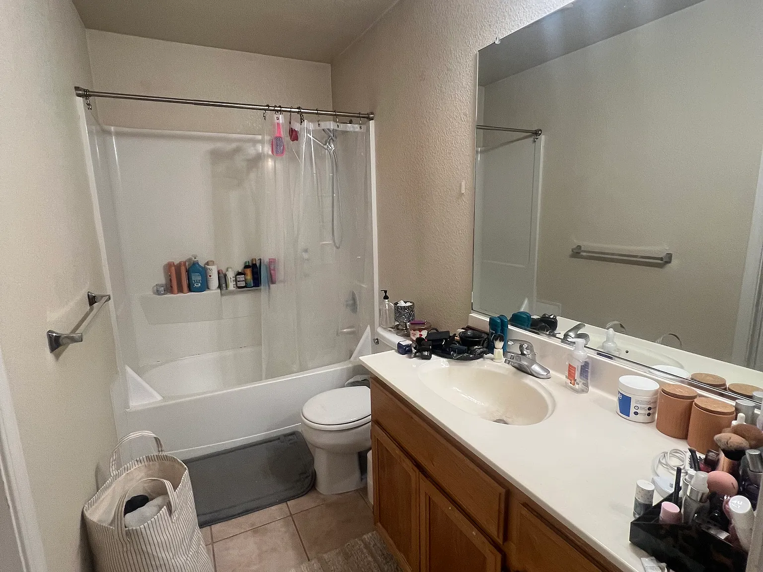 3 bed, 1311 sqft, $1,050 — Photo 3