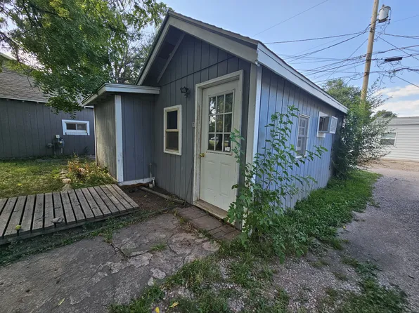 315 1/2 Saint Onge St, Rapid City, SD 57702