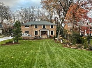 5039 Sharon Woods Ln, Charlotte, NC 28210