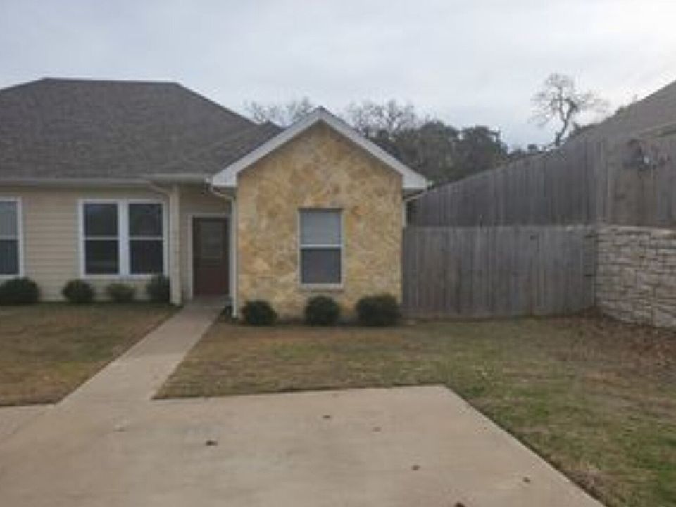 1st image of 3713 Mandy Dr Unit 1