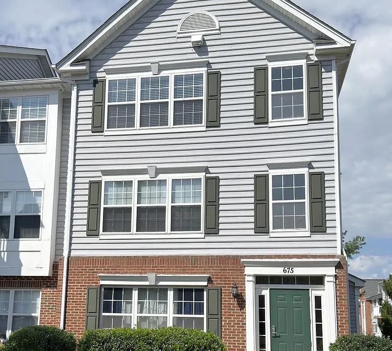 675 Constellation Sq SE #B