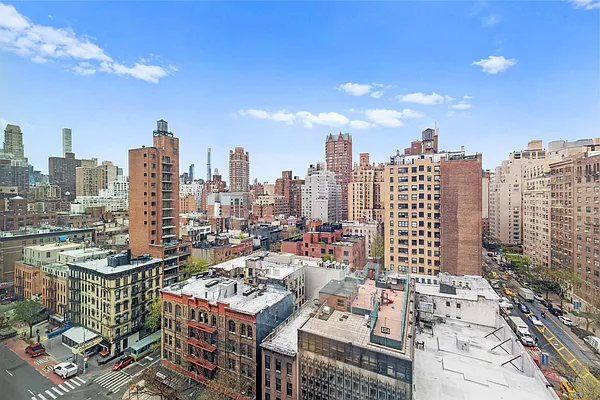 Rented by R New York | media 11