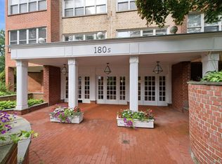 180 South Middle Neck #1P, Great Neck, NY 11021