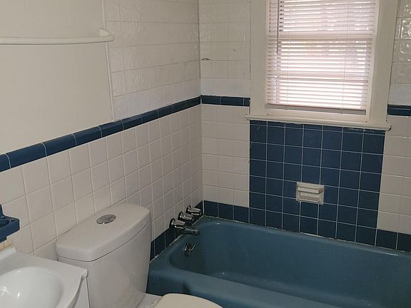 4th image of 218 Clifton Rd