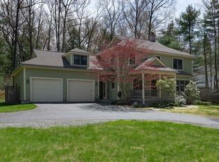 151 Greenleaf Dr, Northampton, MA 01062