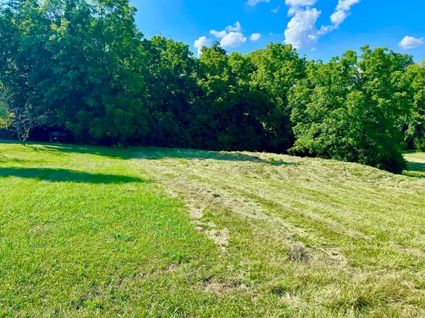 101-105 Appletree Ct, Frankfort, KY 40601