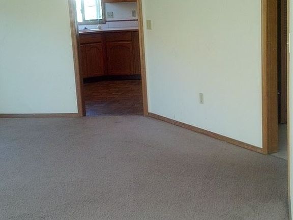5th image of 1701 SE Briarwood Dr