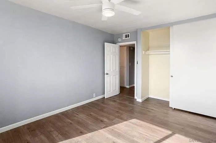 1907 Robinson Ave #108 — Photo 12