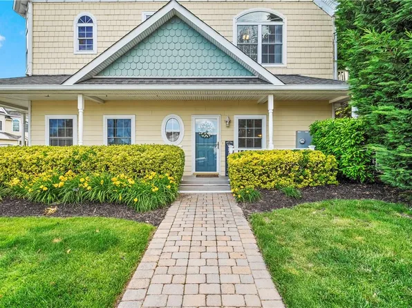 101 Emily Drive, Patchogue, NY 11772