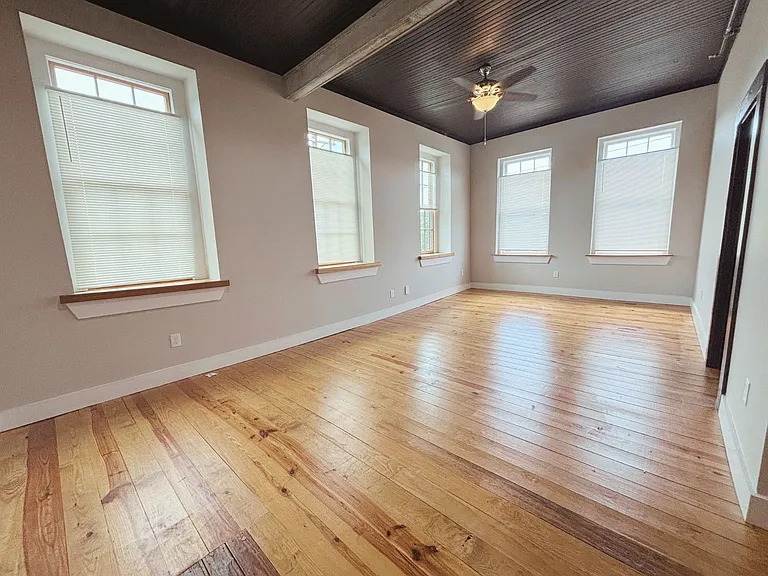202 S Main St #214 — Photo 3