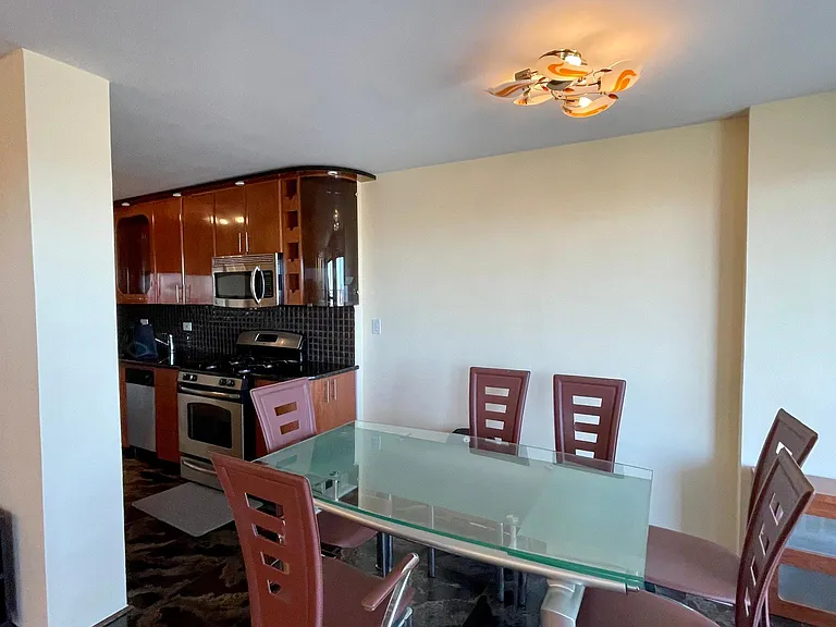 601 Surf Ave #19 — Photo 4
