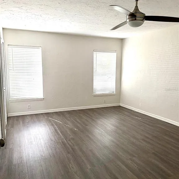 2419 Wells Ave — Photo 19