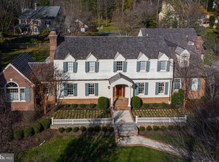 359 Pond View Rd, Devon, PA 19333