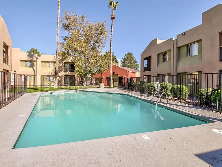 The Quails Apartments — Photo 10