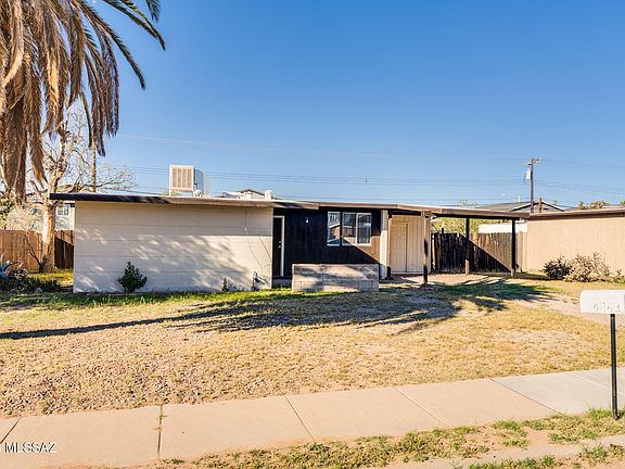 4th image of 4043 E 26th St