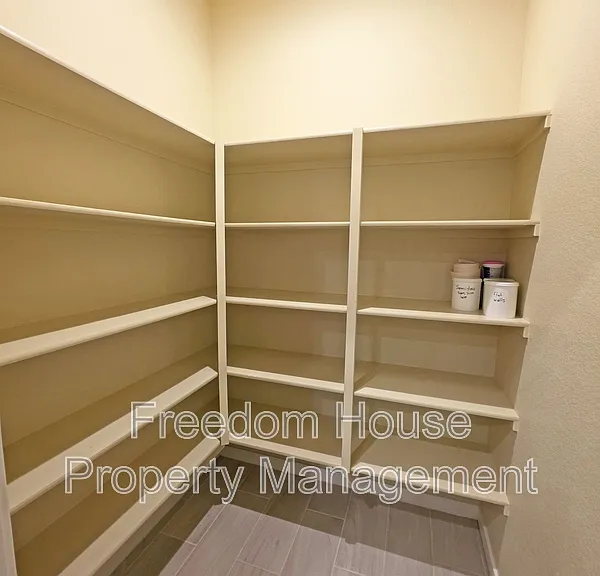 4882 E Beacon Ridge Dr — Photo 36