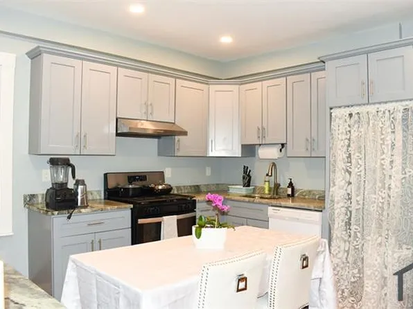 380 Ferry St, Malden, MA