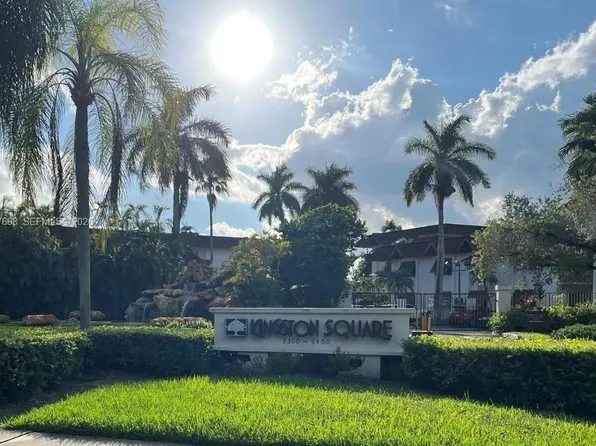 9392 SW 77th Ave APT E5, Miami, FL 33156