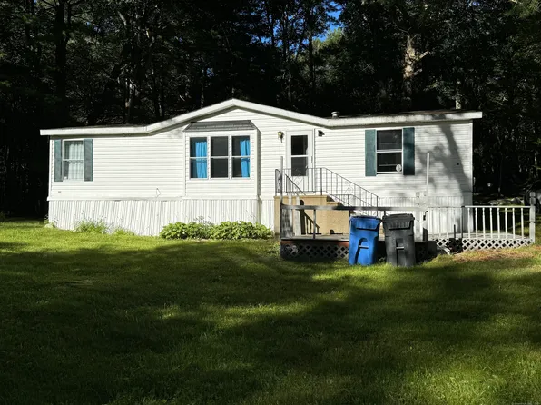 24 Bailey Hill Village, Killingly, CT 06239