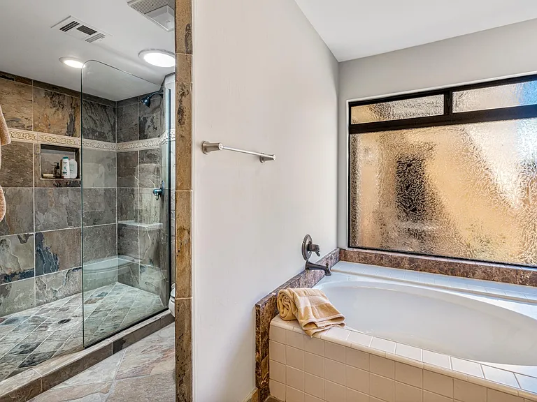 73299 Phoebe Ct — Photo 41