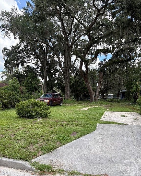 2nd image of 2416 Bon Air Drive