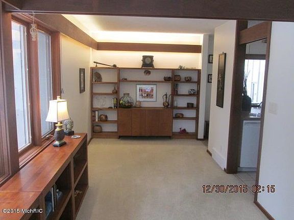 4th image of 6409 Woodbrook Dr SE