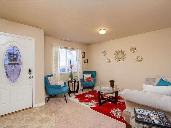 3rd image of 9687 Desert Lily Cir