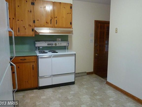 4th image of 9707 Driftwood Ln