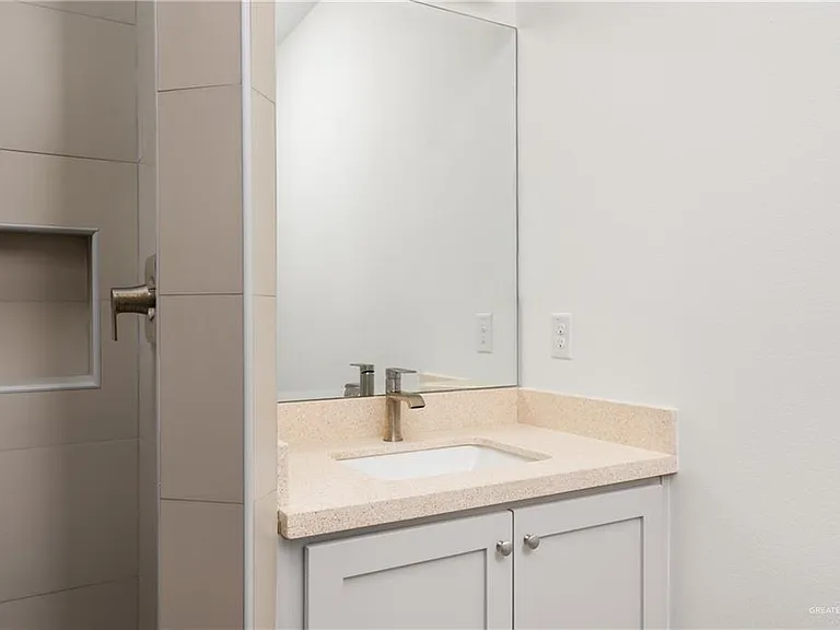524 S King Rd #12 — Photo 10