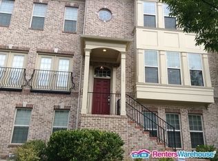 1026 E Paces Chase NE, Atlanta, GA 30326