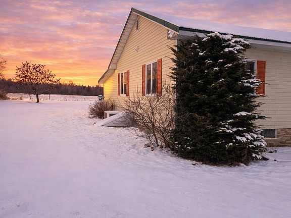 3rd image of 1898 Miner Farm Rd