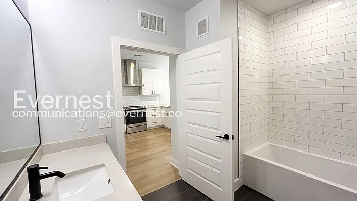 3101 Govalle Ave #110 — Photo 5