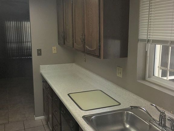 3rd image of 2610 W Joan De Arc Ave
