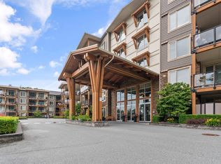 45750 Keith Wilson Rd #301, Chilliwack, BC V2R 0X3