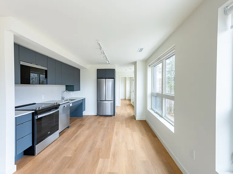 214 Willett St #3 — Photo 7