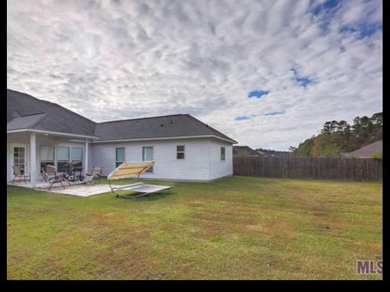 12975 Hazlewood Dr — Photo 11