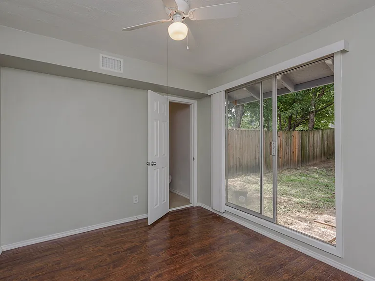 2709 N Bell Ave #3 — Photo 20