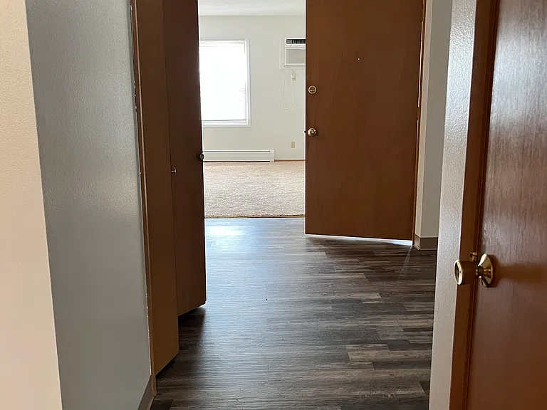 401 SW Elm St #1 — Photo 8