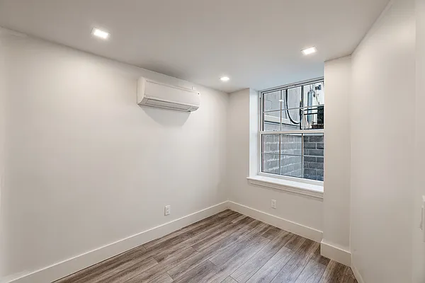 Rented by REAL New York | media 13