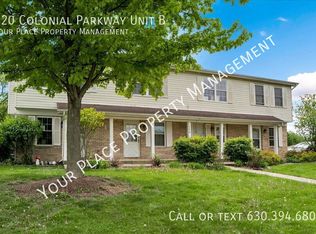 120 Colonial Pkwy Unit B, Yorkville, IL 60560