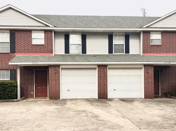 2714 E Kantz Dr, Fayetteville, AR 72703