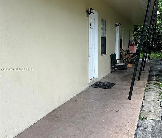 414 NW 15th Way #A — Photo 3